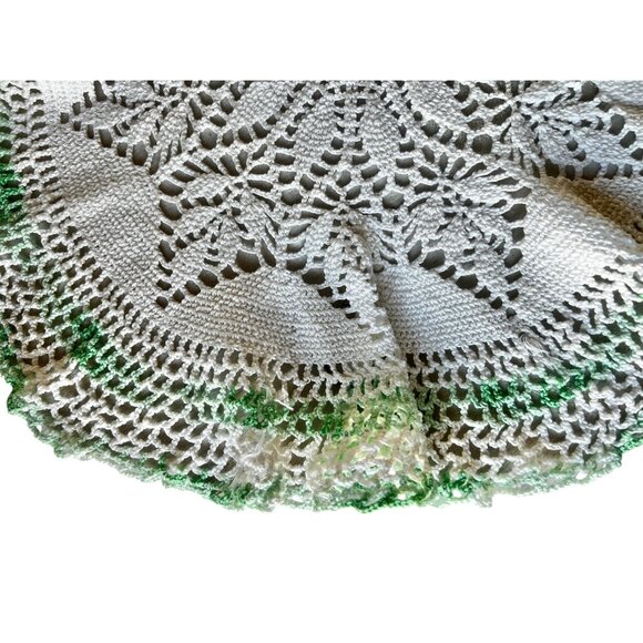 Handmade 18" Green White Crochet Doily Granny Core Cotton Cottage French Country - Picture 7 of 7